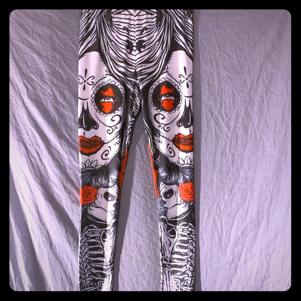 Sugar skull leggings